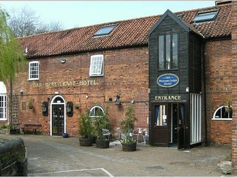 The Wensum Lodge Hotel Fakenham Esterno foto