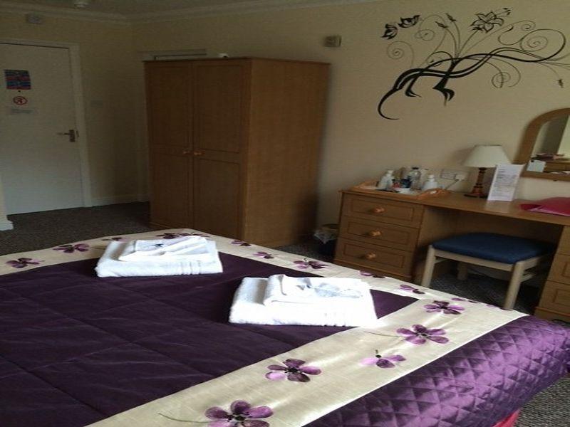 The Wensum Lodge Hotel Fakenham Esterno foto